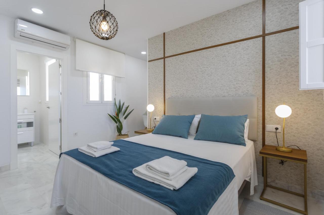 Apartamentos La Brujula By Cadizrentals Екстериор снимка