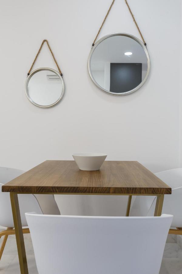 Apartamentos La Brujula By Cadizrentals Екстериор снимка