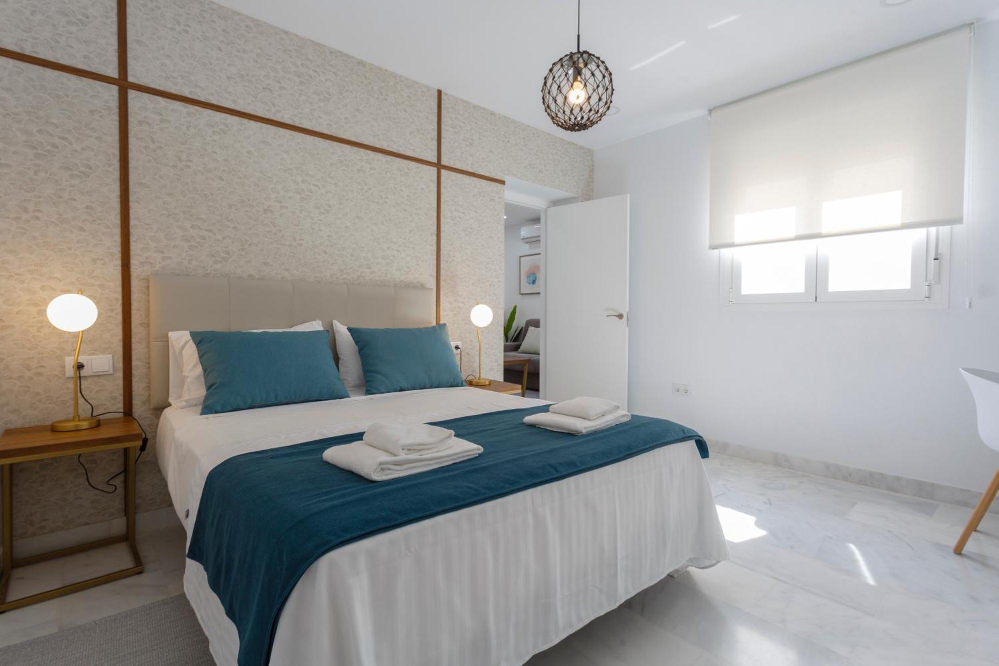Apartamentos La Brujula By Cadizrentals Екстериор снимка